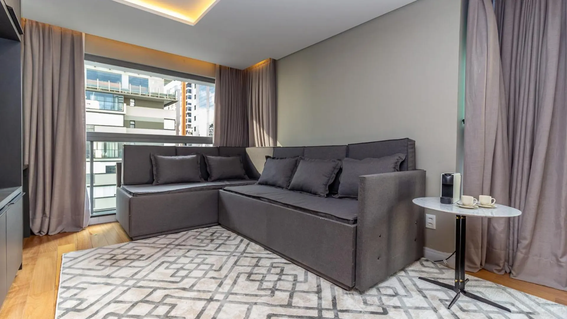 360 Vn Oscar Freire By Housi Apartment Sao Paulo